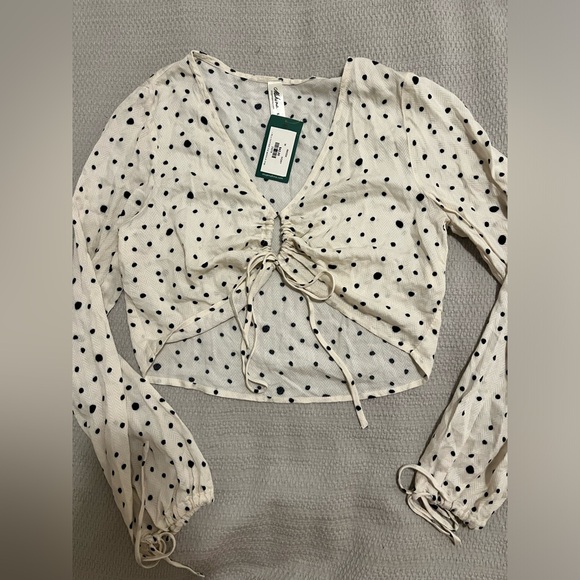 BNWT cropped top - Picture 1 of 2